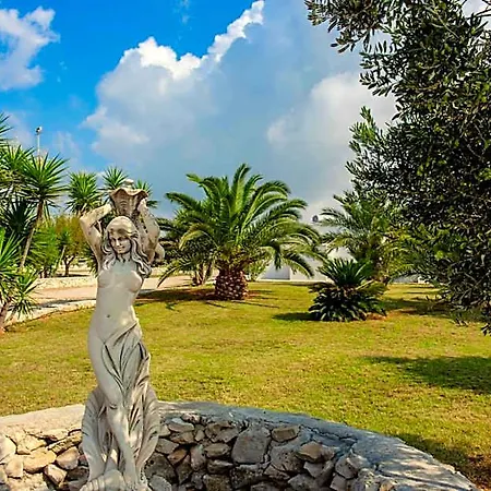 Scialaba Salento Hotel 3*